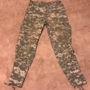 Us Army ACU pants #1